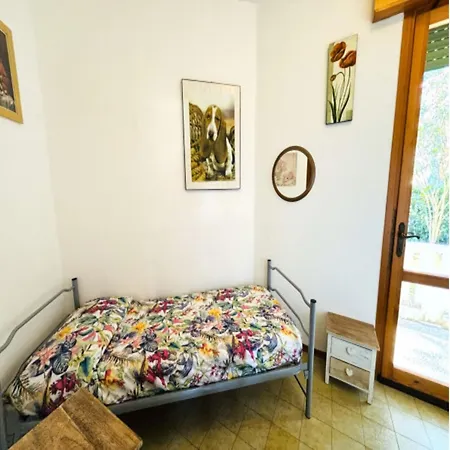 Charming Two-bedroom With Private Garden
